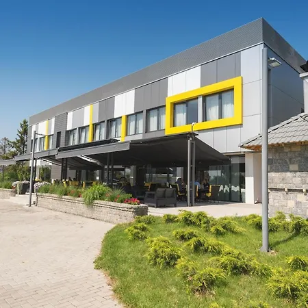 Hotel Stobex 3*