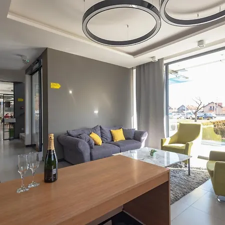 Stobex Hotel